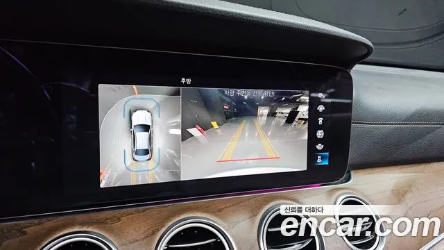 Mercedes-Benz E-Class — Фото автомобиля 16