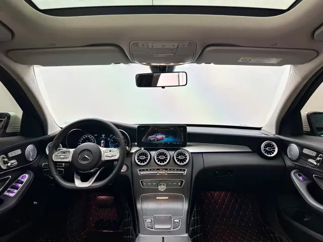 Mercedes-Benz C-Class — Фото автомобиля 4