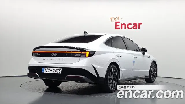 Hyundai Sonata — Фото автомобиля 2