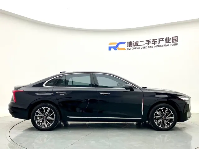 Hongqi H5 PHEV — Фото автомобиля 4