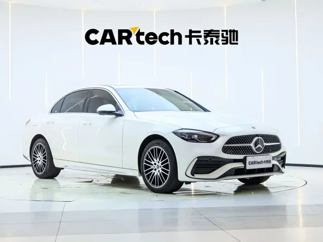 Mercedes-Benz C-Class — Фото автомобиля 2