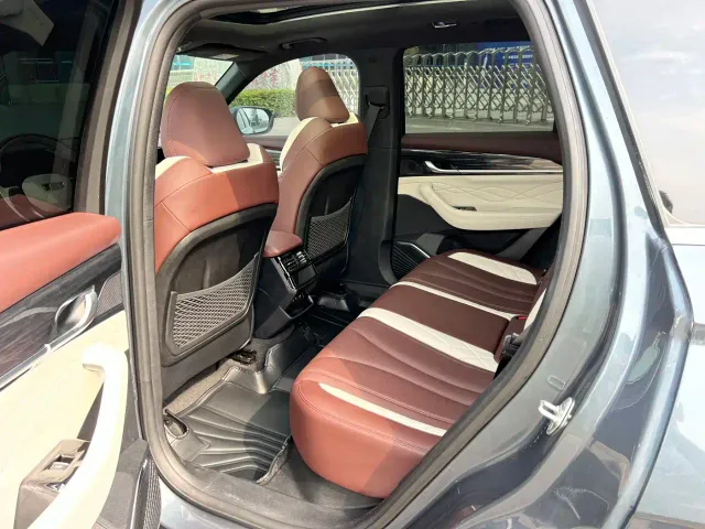 Geely Xingyue L — Фото автомобиля 14