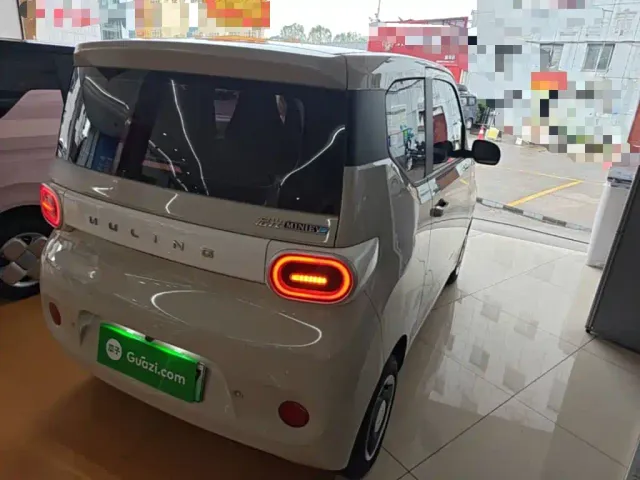 Wuling Hongguang Mini EV — Фото автомобиля 6