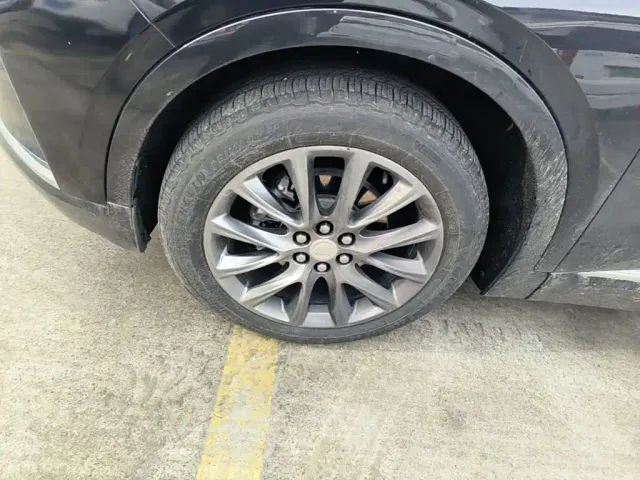 Buick Enclave — Фото автомобиля 22