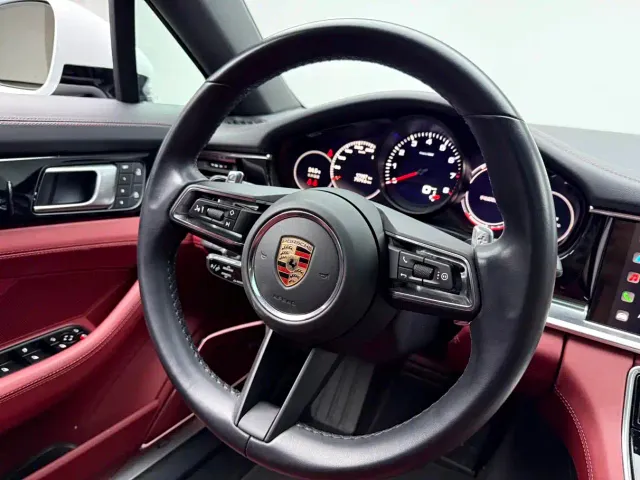 Porsche Panamera — Фото автомобиля 7