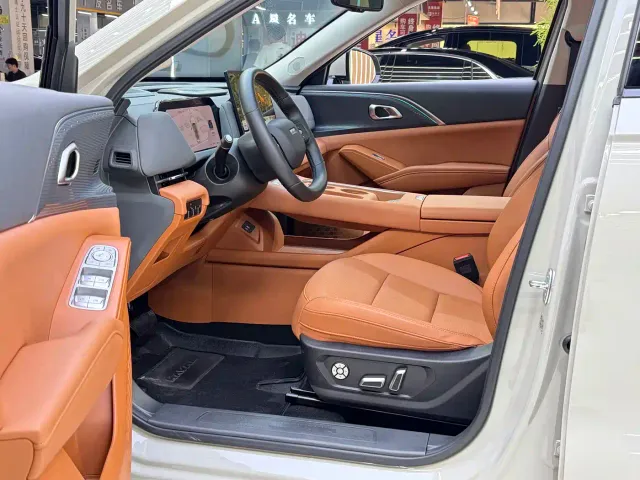 Haval Xiaolong MAX — Фото автомобиля 11