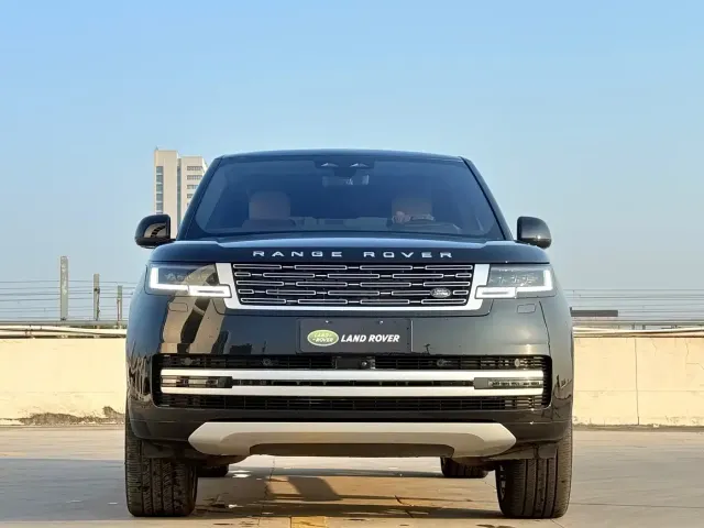 Land Rover Range Rover — Фото автомобиля 3