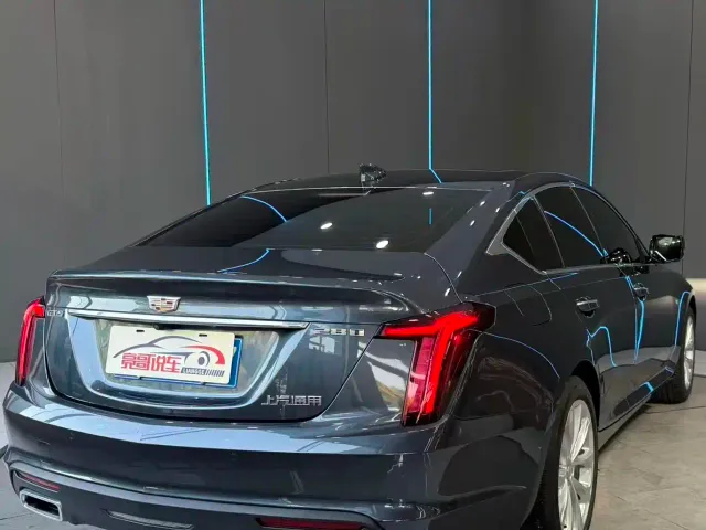 Cadillac CT5 — Фото автомобиля 6