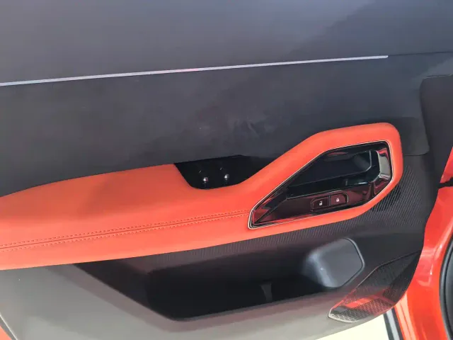Ford Mustang NEV — Фото автомобиля 7