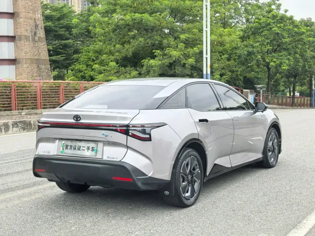 Toyota bZ3 — Фото автомобиля 19