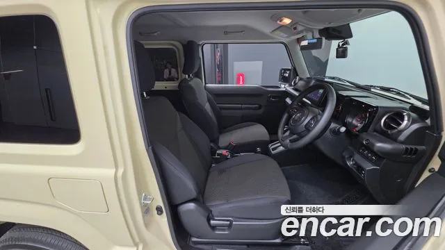 Suzuki Jimny — Фото автомобиля 11