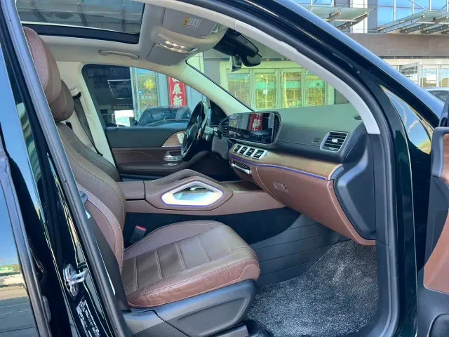 Mercedes-Benz GLS-Class — Фото автомобиля 8