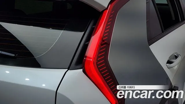 Kia Niro Niro (New) — Фото автомобиля 8