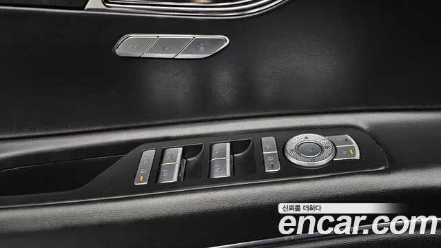 Genesis GV80 — Фото автомобиля 28