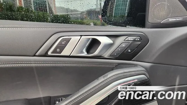 BMW X6 xDrive40i M Sport — Фото автомобиля 15