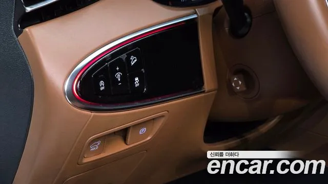 Genesis GV70 — Фото автомобиля 15