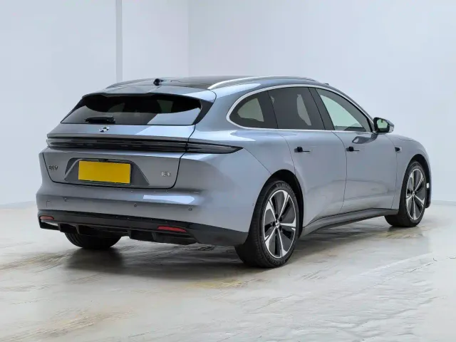 Nio ET5 Touring — Фото автомобиля 10