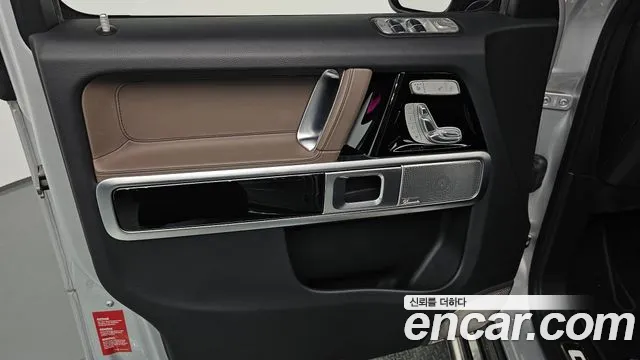 Mercedes-Benz G-Class — Фото автомобиля 23