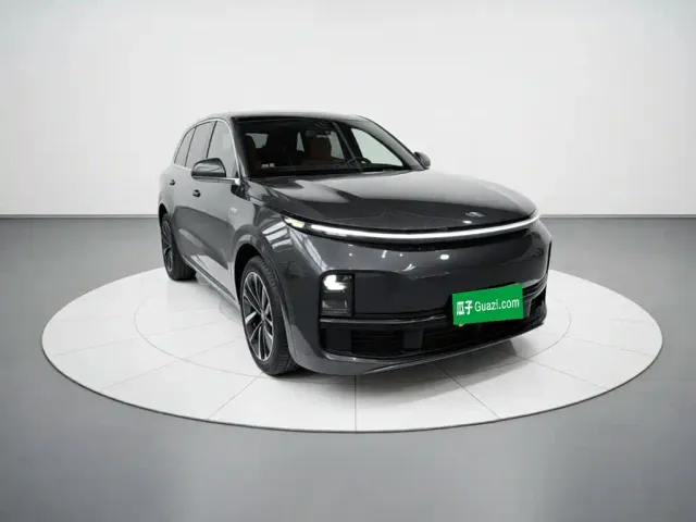 Li Auto L9 — Фото автомобиля 3
