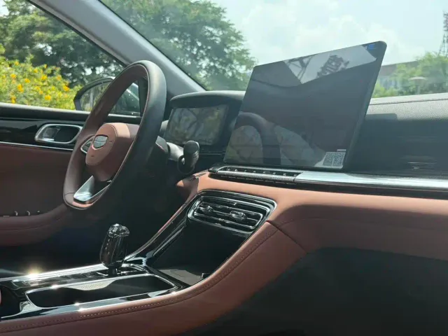 Geely Emgrand — Фото автомобиля 16