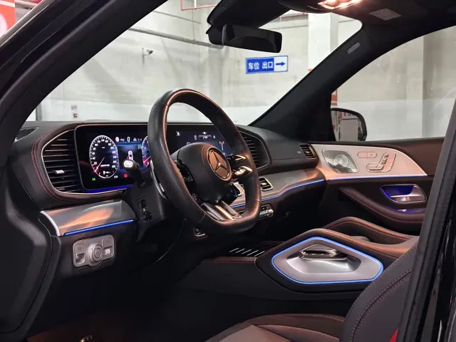 Mercedes-Benz GLE-Class AMG — Фото автомобиля 3
