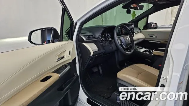 Toyota Sienna 4th Gen — Фото автомобиля 15
