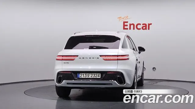 Genesis GV70 — Фото автомобиля 4