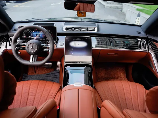 Mercedes-Benz S-Class — Фото автомобиля 15