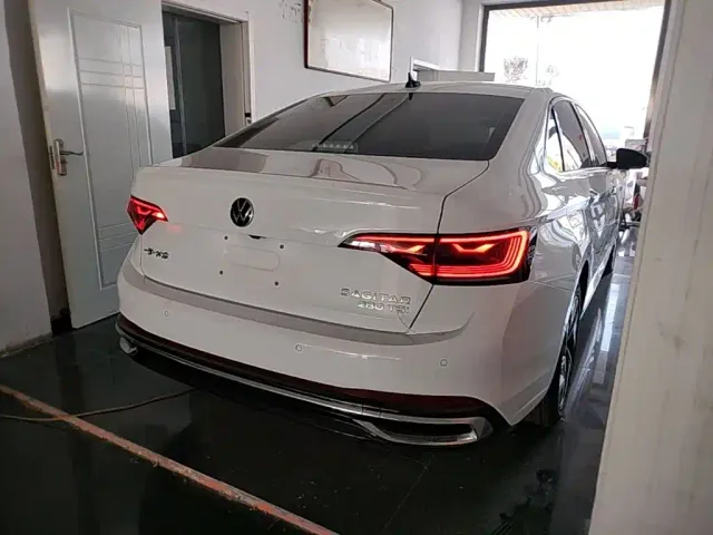 Volkswagen Sagitar — Фото автомобиля 6