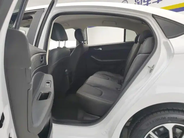Chery Arrizo 5 — Фото автомобиля 11