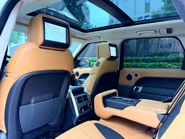 Land Rover Range Rover Sport — Фото автомобиля 5