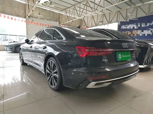 Audi A6L — Фото автомобиля 4