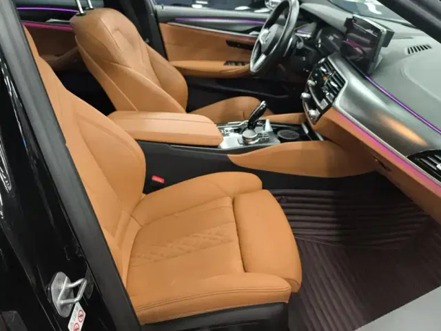 BMW 5 Series — Фото автомобиля 8