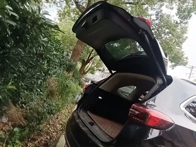 Buick Envision Plus — Фото автомобиля 18