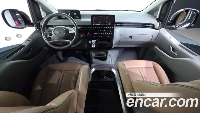 Hyundai Staria Staria 2WD автодом — Фото автомобиля 6