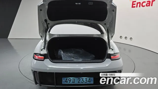 Hyundai Ioniq6 Long Range AWD — Фото автомобиля 30