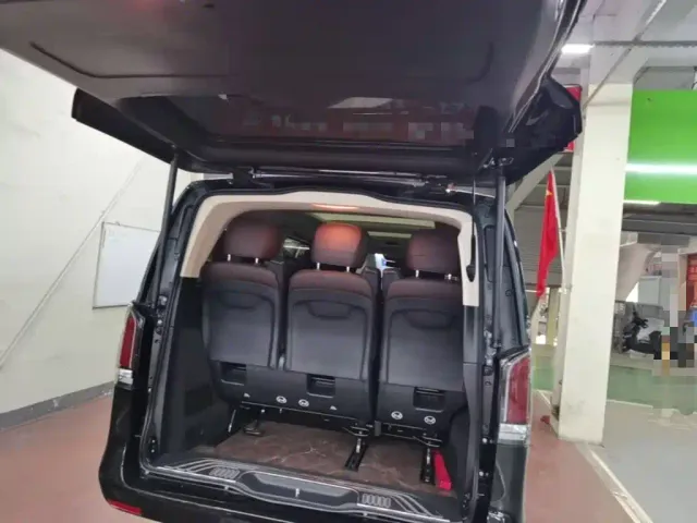 Mercedes-Benz V-Class — Фото автомобиля 18