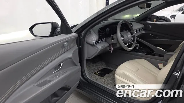 Hyundai Avante CN7 — Фото автомобиля 15