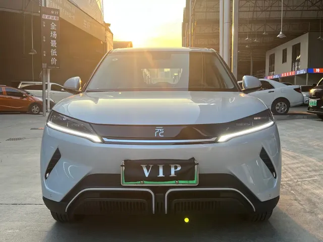 BYD Yuan UP — Фото автомобиля 2