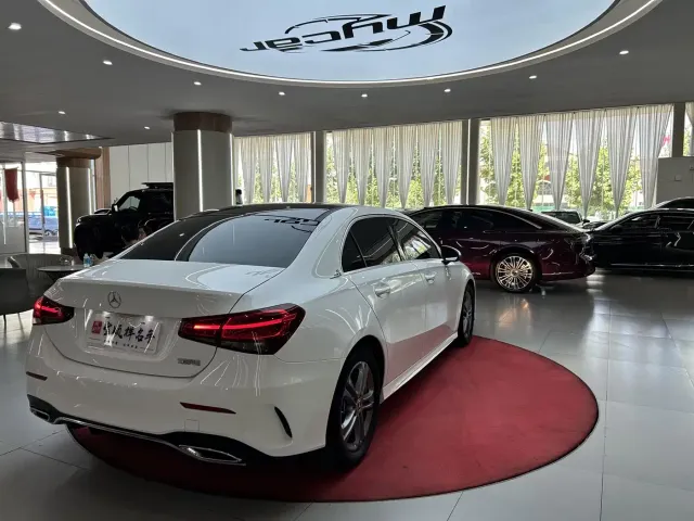 Mercedes-Benz A-Class — Фото автомобиля 5