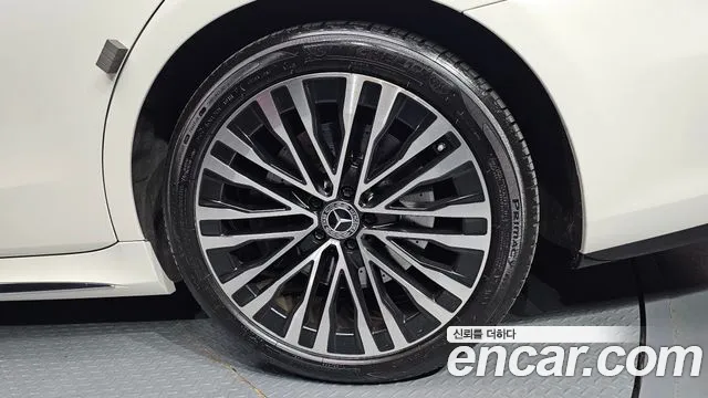 Mercedes-Benz S-Class S-класс W223 — Фото автомобиля 21
