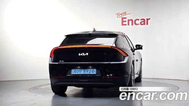 Kia EV6 — Фото автомобиля 4