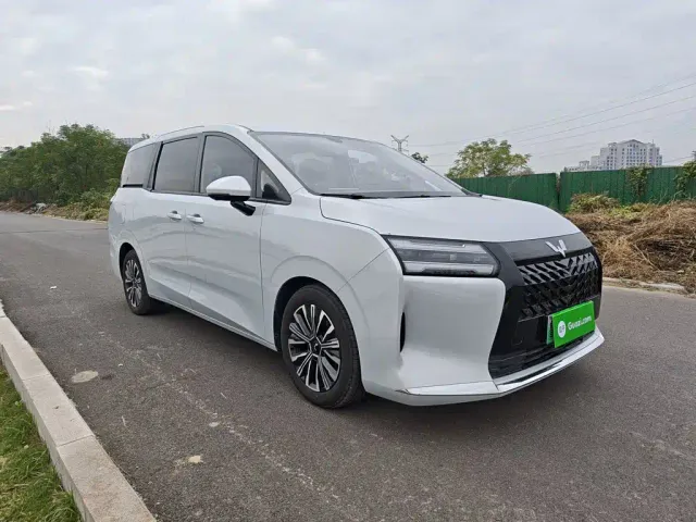 Wuling Starlight 730 — Фото автомобиля 3
