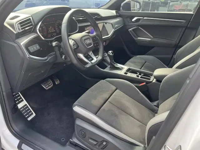 Audi Q3 — Фото автомобиля 9