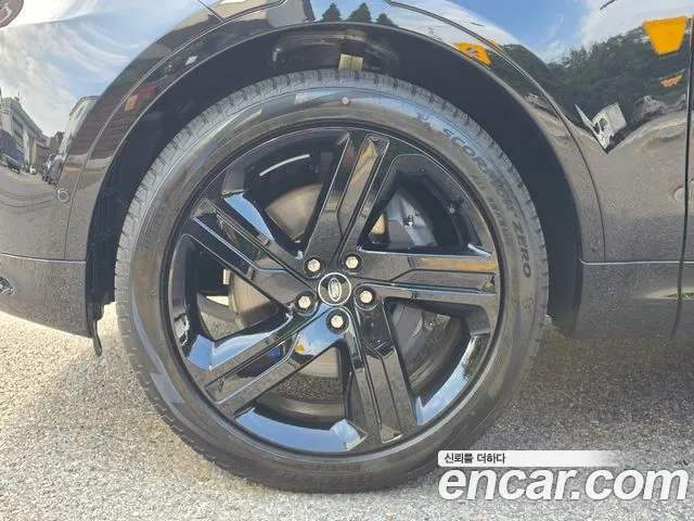 Land Rover Discovery — Фото автомобиля 5