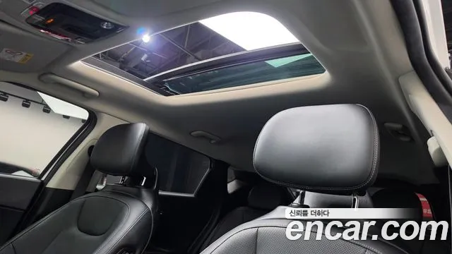 Kia EV6 — Фото автомобиля 22