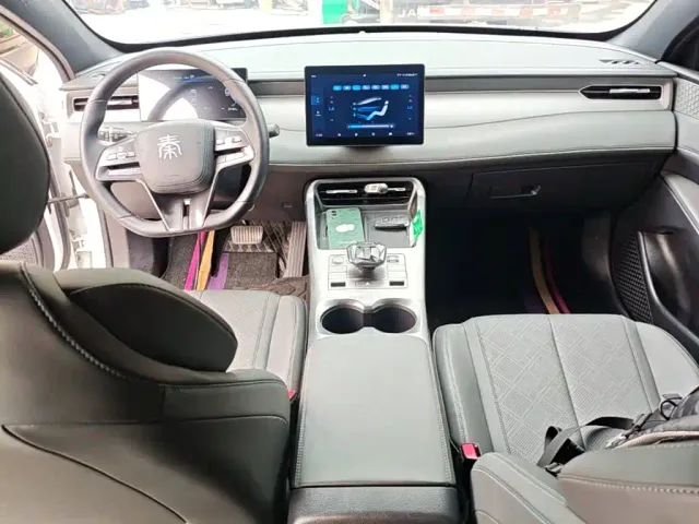 BYD Qin PLUS — Фото автомобиля 9