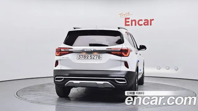 Kia Seltos Seltos Бензин 1.6 турбо 2WD — Фото автомобиля 4