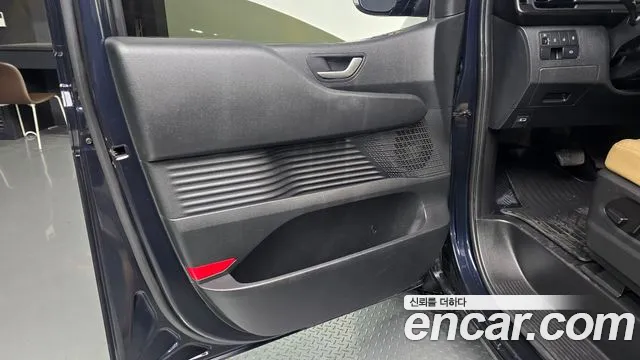 Hyundai Staria Staria Карго 5 мест — Фото автомобиля 24