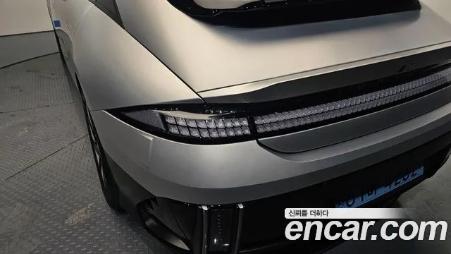 Hyundai Ioniq 6 — Фото автомобиля 8